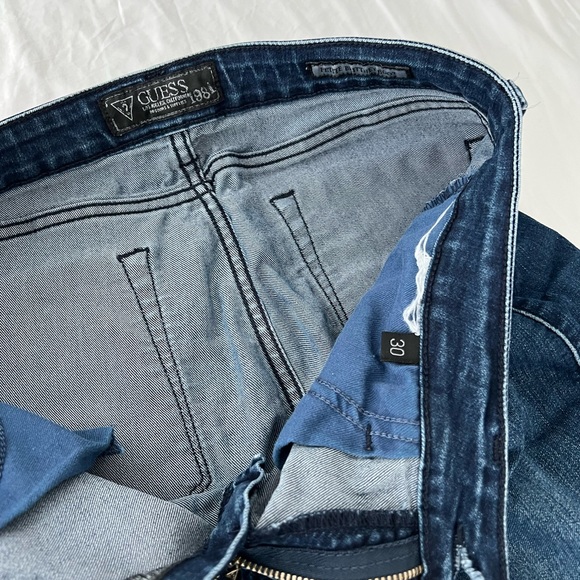 ❤️ Host Pick❤️❤️ Petite Brittney Boot cut Guess jeans 30 x 30 - Picture 6 of 9